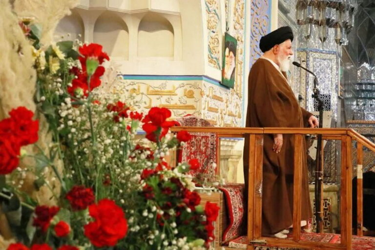 علم‌الهدی: دشمن با تداوم انقلاب ما مشکل دارد