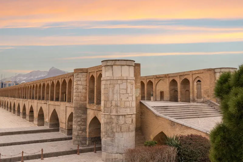 حذف تدریجی ایران از ذهن نسل جدید گردشگران