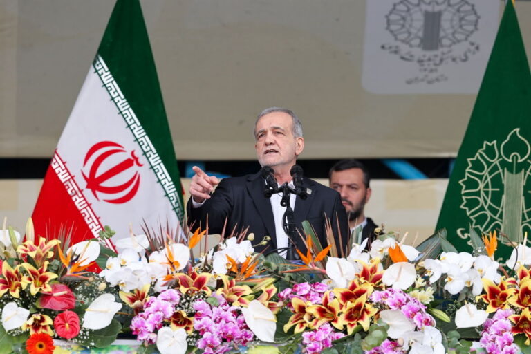 پزشکیان: «از مردم عذرخواهی می‌کنم»