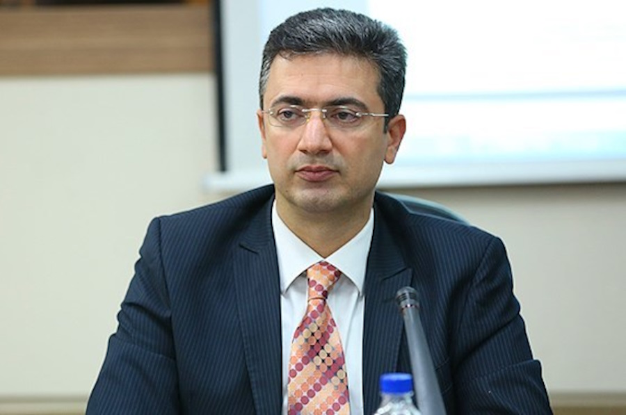 نقش بنگاه‌های خصوصی در بازسازی | پدرام سلطانی: خود بخش خصوصی نیازمند احیاست
