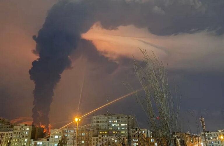 راهنمای حفاظت از خود و خانواده پس از انفجار مخازن سوخت