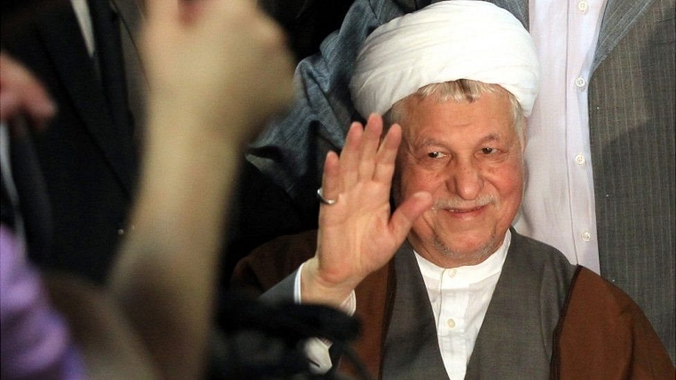 فقدان نام هاشمی در تقویم، ثلمه ای بر جمهوریت نظام