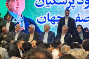 گلایه یک فعال سیاسی از بی‌مهری دولت به نیروهای ستادی پزشکیان