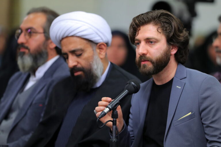 کنایهی سورنا جوکار به حسین جنتی: حرف زدن از خامنهای برای مخالفانش بیشتر نان دارد