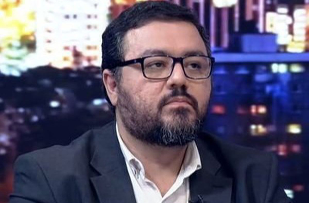 مدیر روزنامه‌ی جوان: در اطلاع‌رسانی واقعیت‌ها در جنگ کم تجربه‌ایم